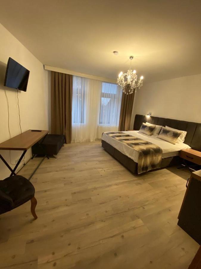 Kispet Deluxe Hotels&Suites Oberhausen  Exterior foto
